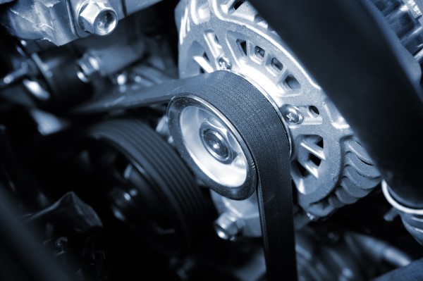 What Is The Difference Between A Timing Chain & Timing Belt? | Monkey Wrenches